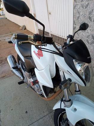 HONDA CB 300R 